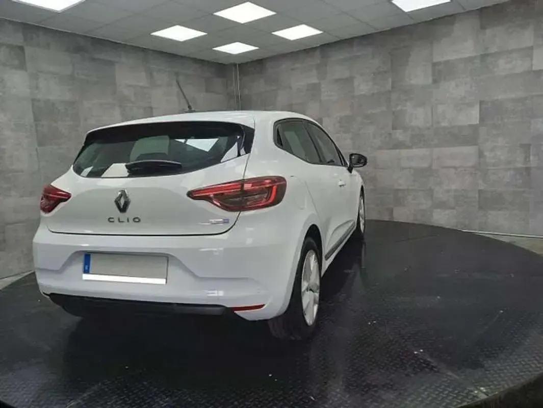 Usado Renault Clio V Business 141 CV (103 kW) 2021 Blanco Berlina