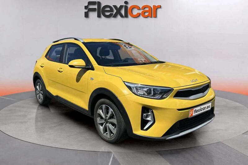Amarillo Usado 2023 Kia Stonic SUV | 14.990 € (Precio justo) - Imagen 1/4