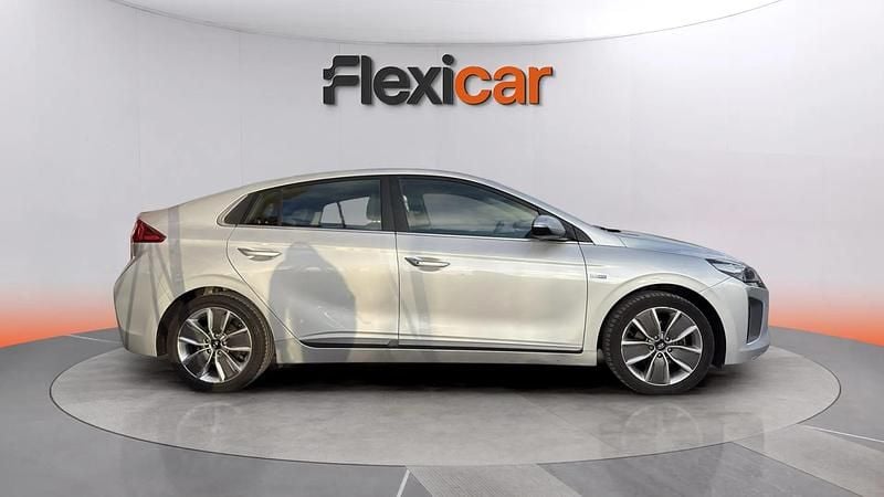Usado Hyundai Ioniq 141 CV (103 kW) 2018 Gris Utilitario