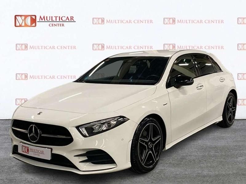 Usado Mercedes A180 116 CV (85 kW) 2021 Blanco Utilitario