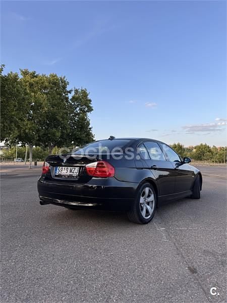 Usado BMW 318 Comfort Edition 129 CV (94 kW) 2007 Negro Berlina