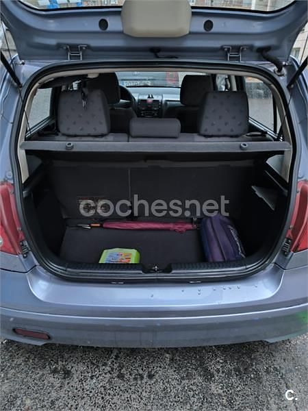 Usado Hyundai Getz 63 CV (46 kW) 2004 Violeta / lila Utilitario