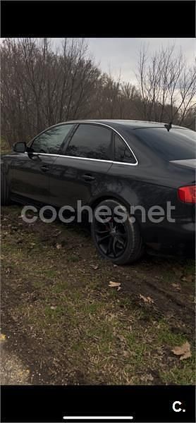 Usado Audi A4 136 CV (100 kW) 2010 Negro Berlina