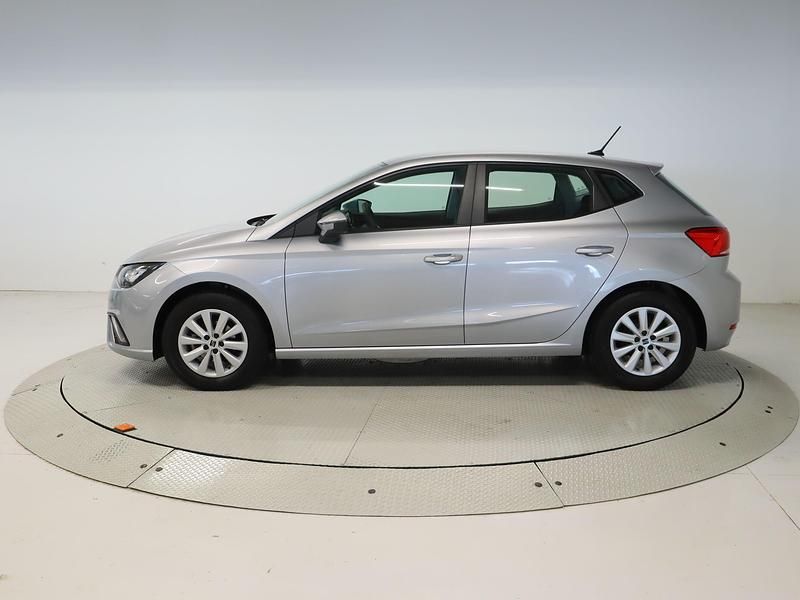 Usado Seat Ibiza Reference 80 CV (58 kW) 2021 Gris Utilitario