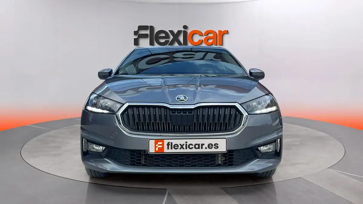 Usado Skoda Fabia Selection 116 CV (85 kW) 2025 Gris Utilitario