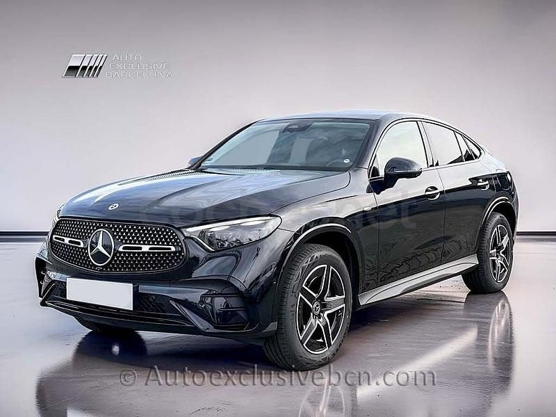 Usado Mercedes GLC300e 313 CV (230 kW) 2025 Negro Coupe