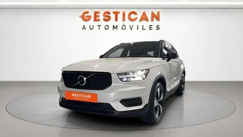 Usado Volvo XC40 R-Design 211 CV (155 kW) 2022 Blanco SUV