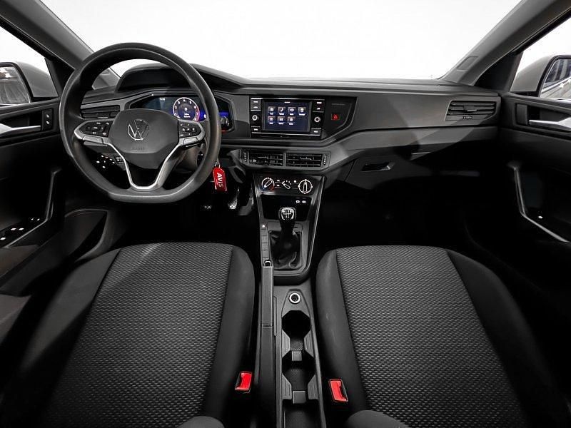 Usado VW Polo Trendline 95 CV (69 kW) 2022 Rojo intenso metalizado