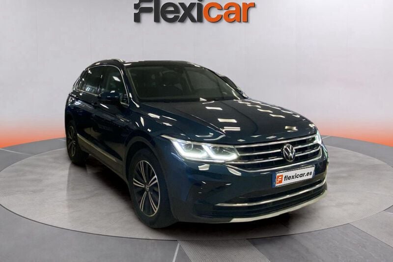 Verde Usado 2021 VW Tiguan Sportline SUV | 23.990 € (Buen precio) - Imagen 1/4