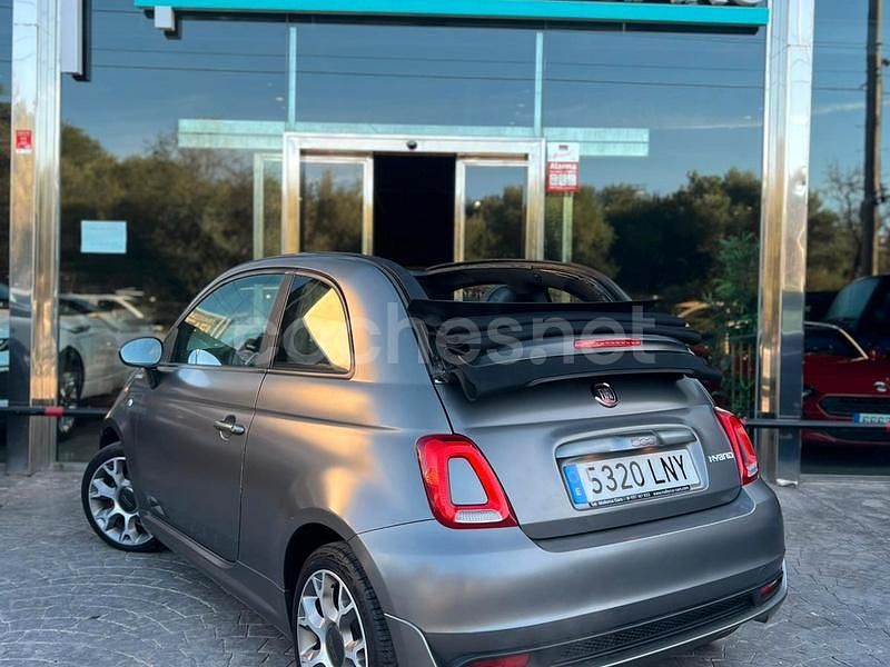Usado Fiat 500C Sport 70 CV (51 kW) 2021 Gris / plata Descapotable