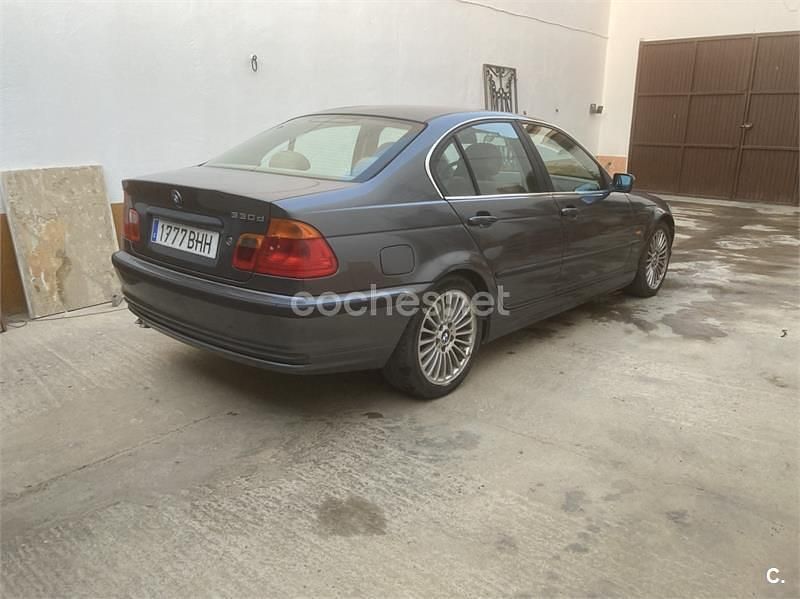 Usado BMW 330 184 CV (135 kW) 2001 Gris / plata Berlina