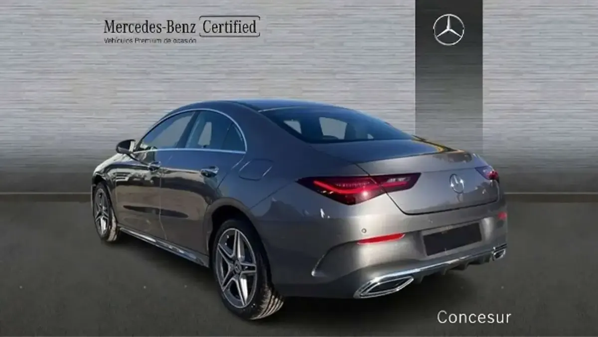 Usado Mercedes CLA200 150 CV (110 kW) 2025 Gris Berlina