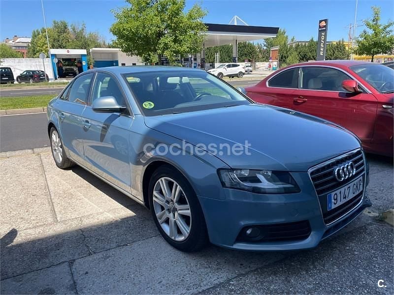 Azul Usado 2010 Audi A4 Berlina | 10.000 € (Buen precio) - Imagen 1/4