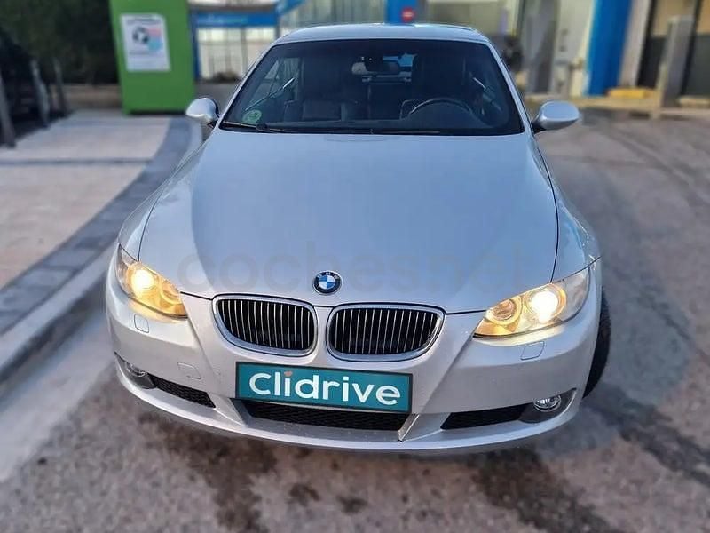 Usado BMW 325 Cabriolet 218 CV (160 kW) 2007 Gris / plata Descapotable