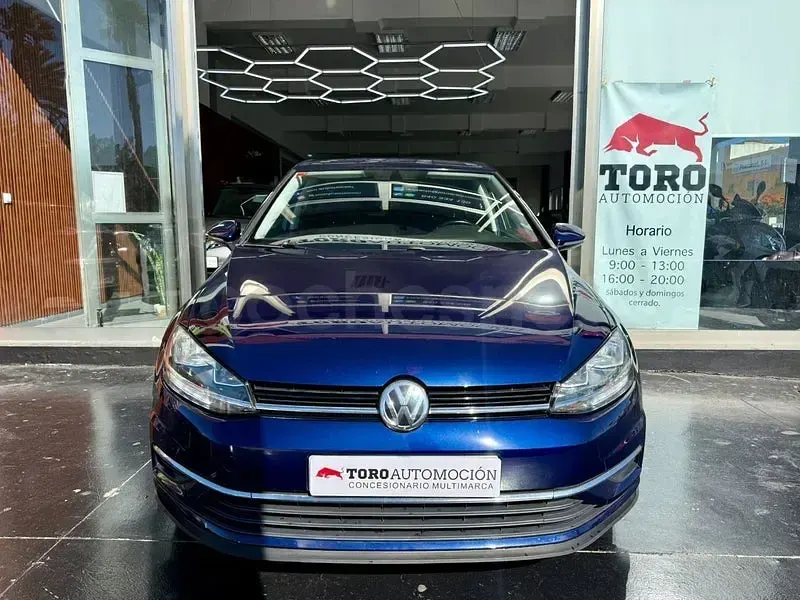 Usado VW Golf VII Edition 115 CV (84 kW) 2020 Azul Berlina