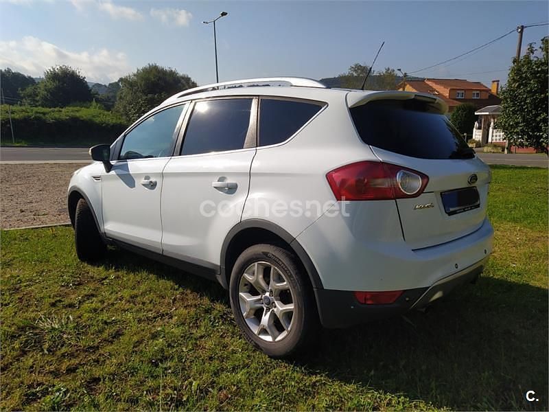 Usado Ford Kuga Titanium 136 HP (100 kW) 2009 Branco SUV