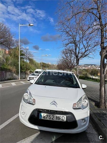 Usado Citroën C3 Attraction 68 HP (50 kW) 2013 Branco Sedan