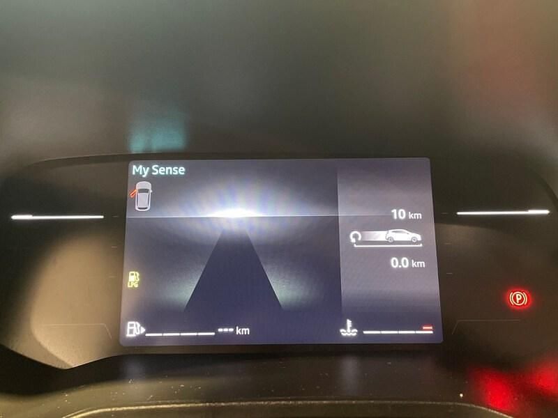 Nuevo Renault Clio V Techno 100 CV (73 kW) 2025 Azul Berlina