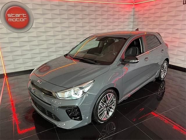 Gris oscuro Usado 2020 Kia Rio GT-Line Berlina | 17.900 € (Un poco caro) - Imagen 1/4