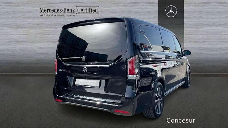 Usado Mercedes EQV300 150 kW (204 CV) 2024 Negro Van