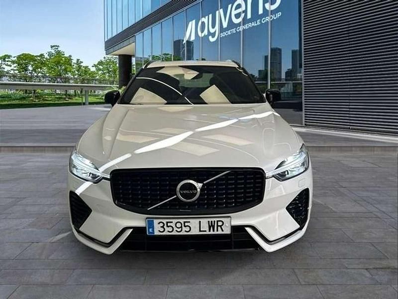 Usado Volvo XC60 R-Design 351 CV (258 kW) 2022 Blanco SUV