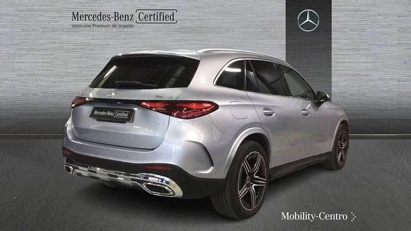 Usado Mercedes GLC220 199 CV (146 kW) 2024 Plateado SUV