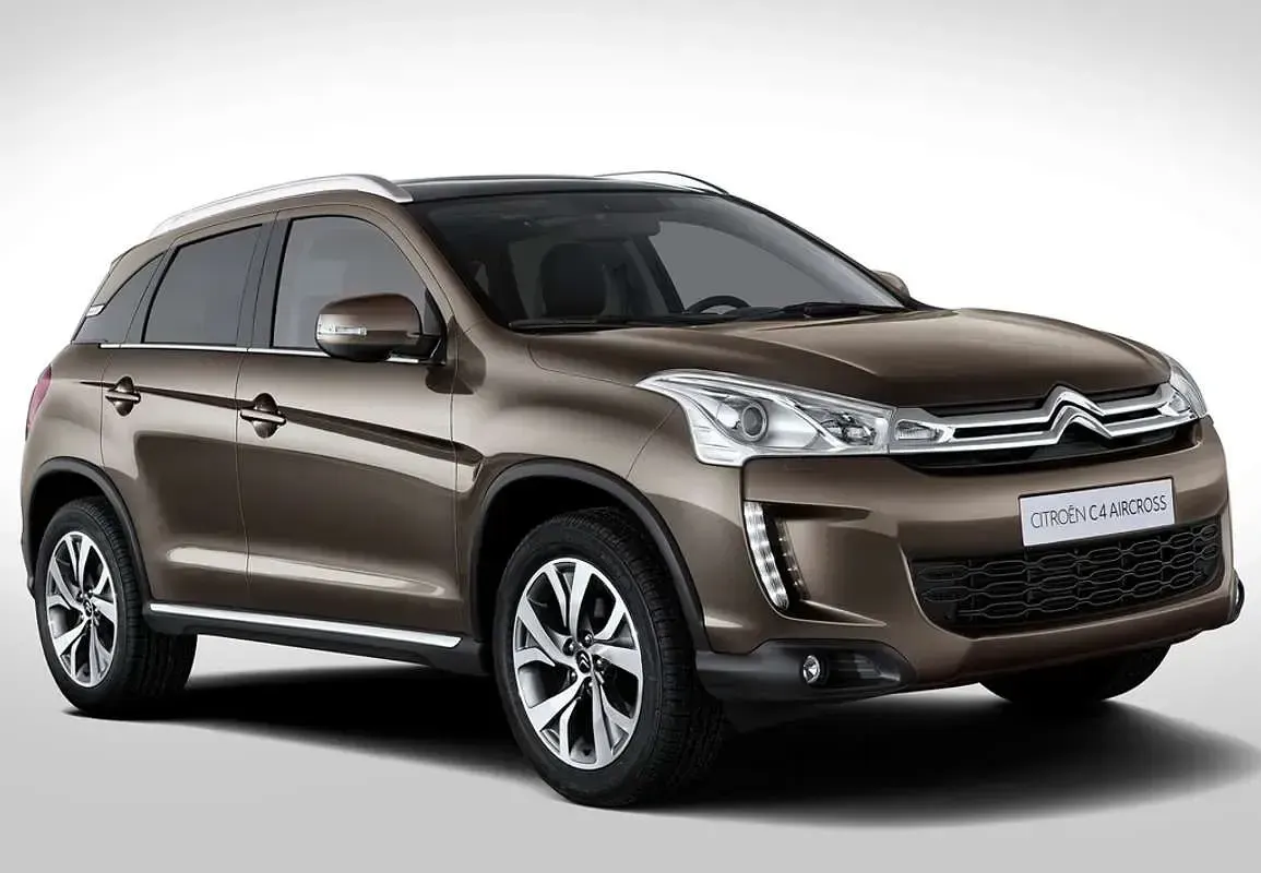 Usado Citroën C4 Aircross Seduction 114 CV (83 kW) 2015 Blanco SUV