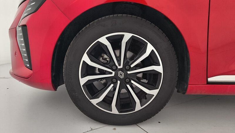 Usado Renault Clio V Techno 100 CV (73 kW) 2025 Rojo Berlina