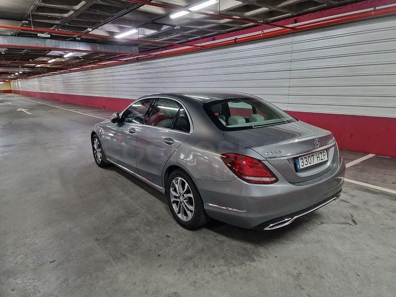 Usado Mercedes C220 Avantgarde 170 CV (125 kW) 2015 Gris / plata Berlina