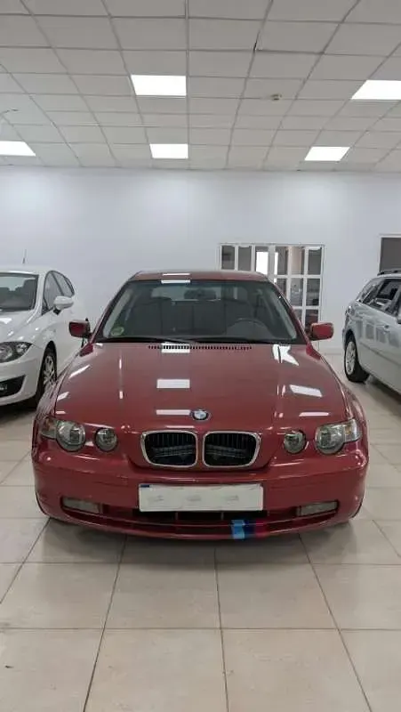 Usado BMW 316 Comfort Edition 116 CV (85 kW) 2003 Rojo Berlina