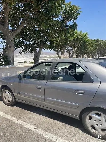 Usado Citroën Xsara 90 CV (66 kW) 2004 Gris / plata Berlina