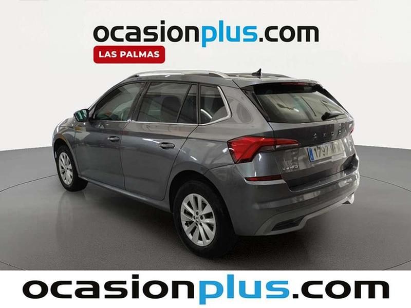 Usado Skoda Kamiq Ambition 110 CV (80 kW) 2023 Gris SUV