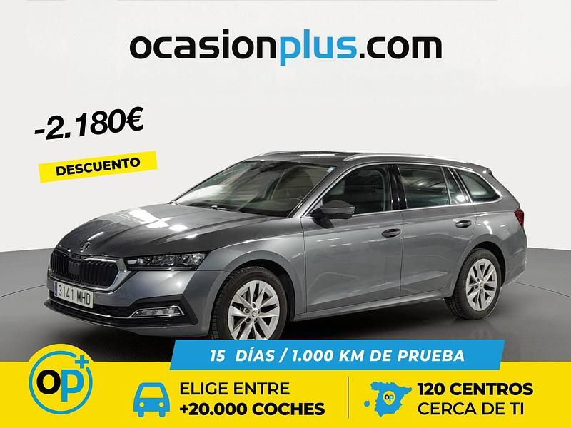 Usado Skoda Octavia Selection 150 CV (110 kW) 2023 Gris Familiar