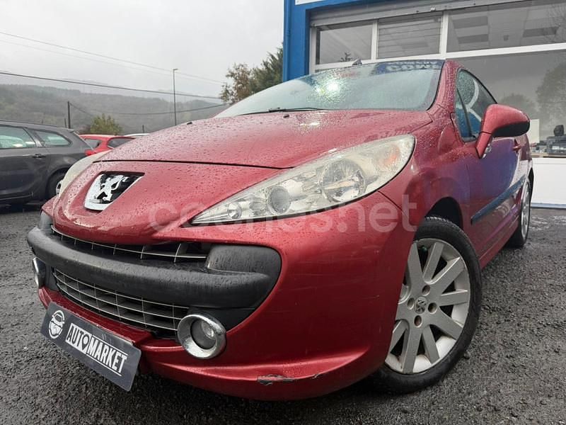 Granate Usado 2008 Peugeot 207 CC Sport Descapotable | 4990 € (Precio justo) - Imagen 1/4