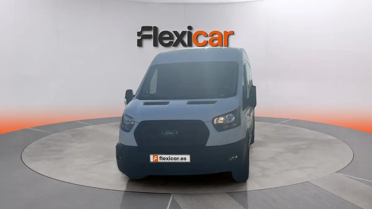 Usado Ford Transit 131 CV (96 kW) 2023 Blanco Van