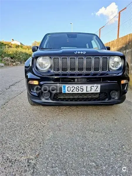 Käytetty Jeep Renegade Sport 120 HP (88 kW) 2020 Musta Katumaasturi
