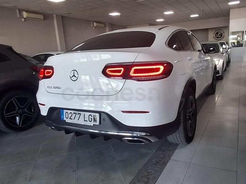 Usado Mercedes GLC220 194 CV (142 kW) 2020 Blanco Coupe