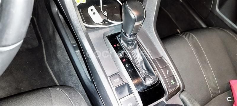 Usado Honda Civic Sport Plus 182 CV (133 kW) 2017 Rojo Berlina