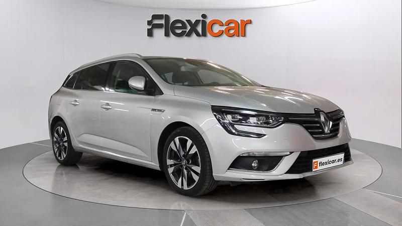 Usado Renault Mégane GrandTour Zen 116 CV (85 kW) 2021 Blanco Familiar