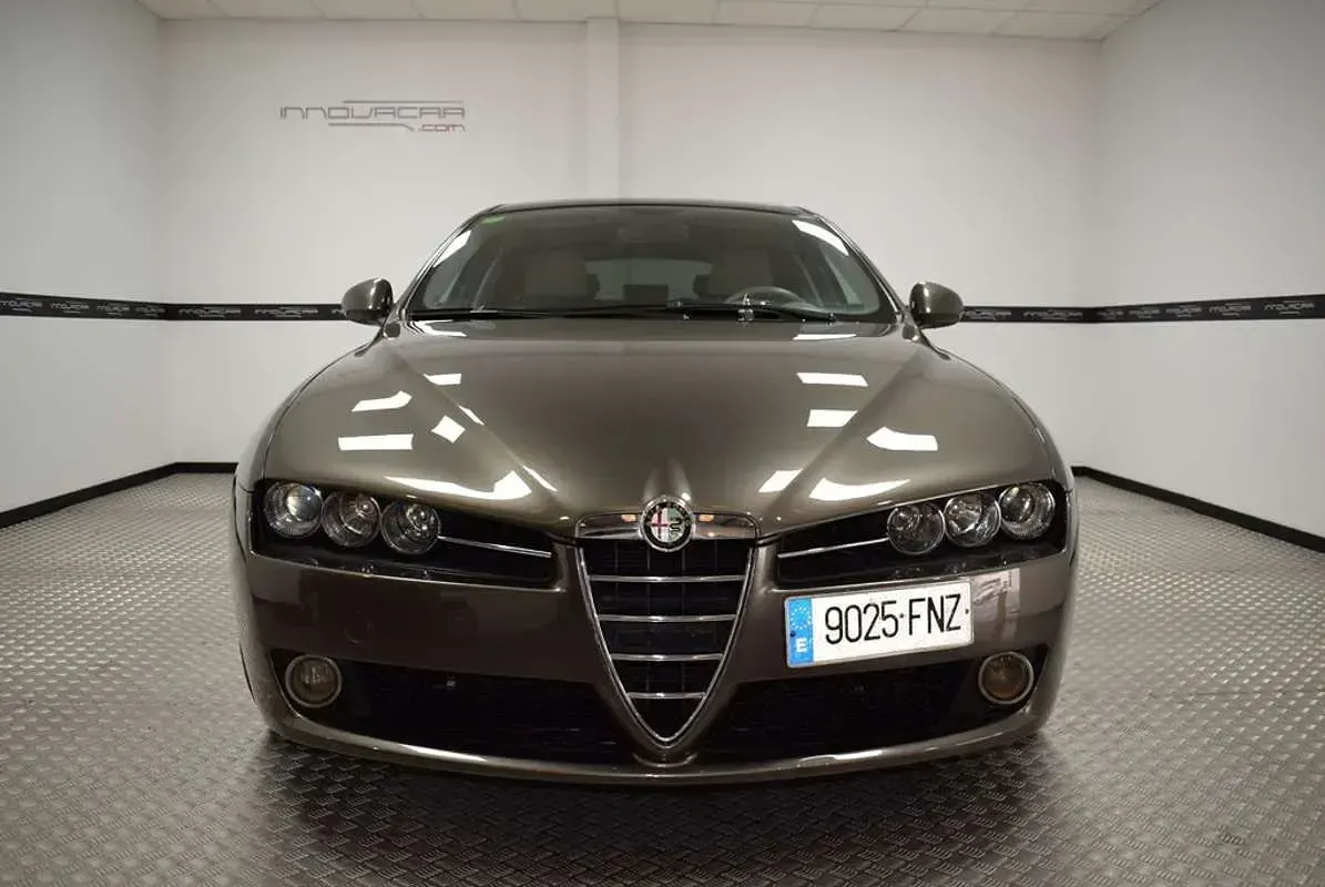 Usado Alfa Romeo 159 185 CV (136 kW) 2007 Gris Familiar