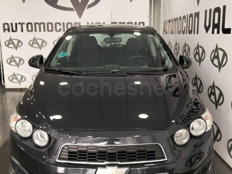 Usado Chevrolet Aveo LS 86 CV (63 kW) 2013 Negro Berlina