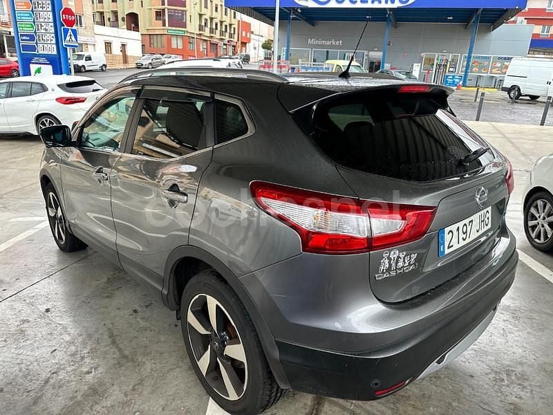 Usado Nissan Qashqai Tekna 110 CV (80 kW) 2016 Gris / plata SUV