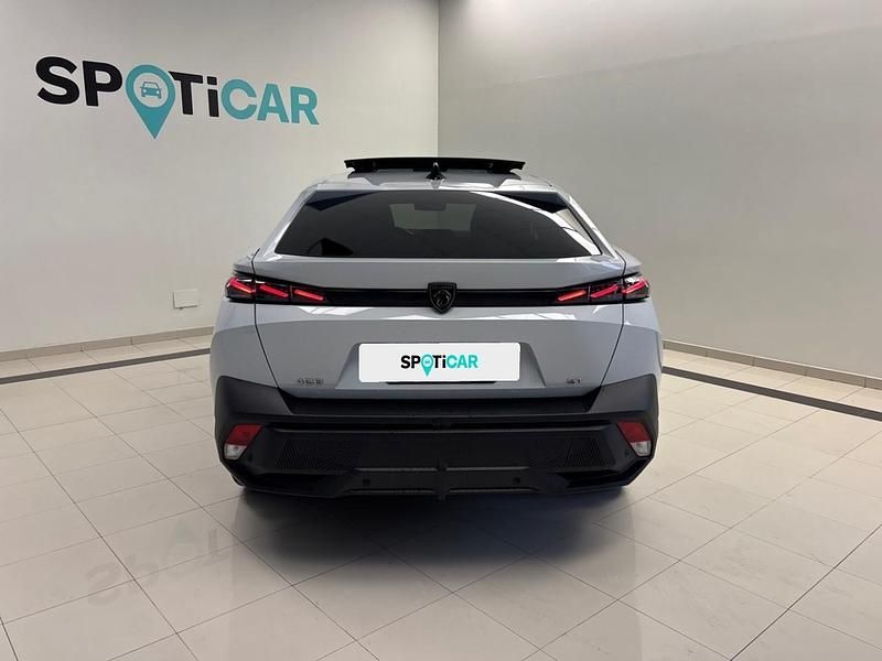 Usado Peugeot 408 GT 137 CV (100 kW) 2024 Blanco SUV