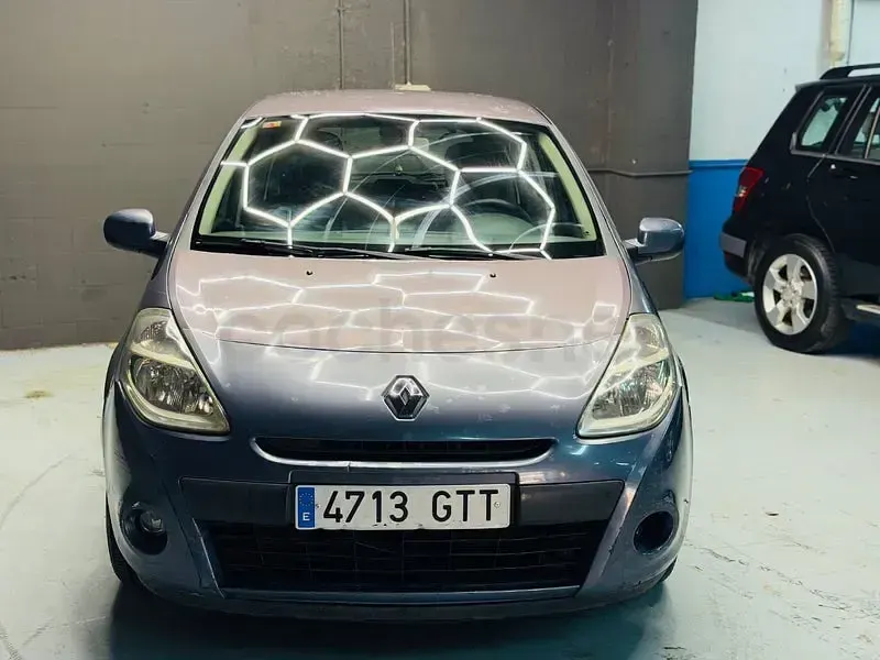 Usado Renault Clio II Authentique 68 CV (50 kW) 2010 Azul Berlina