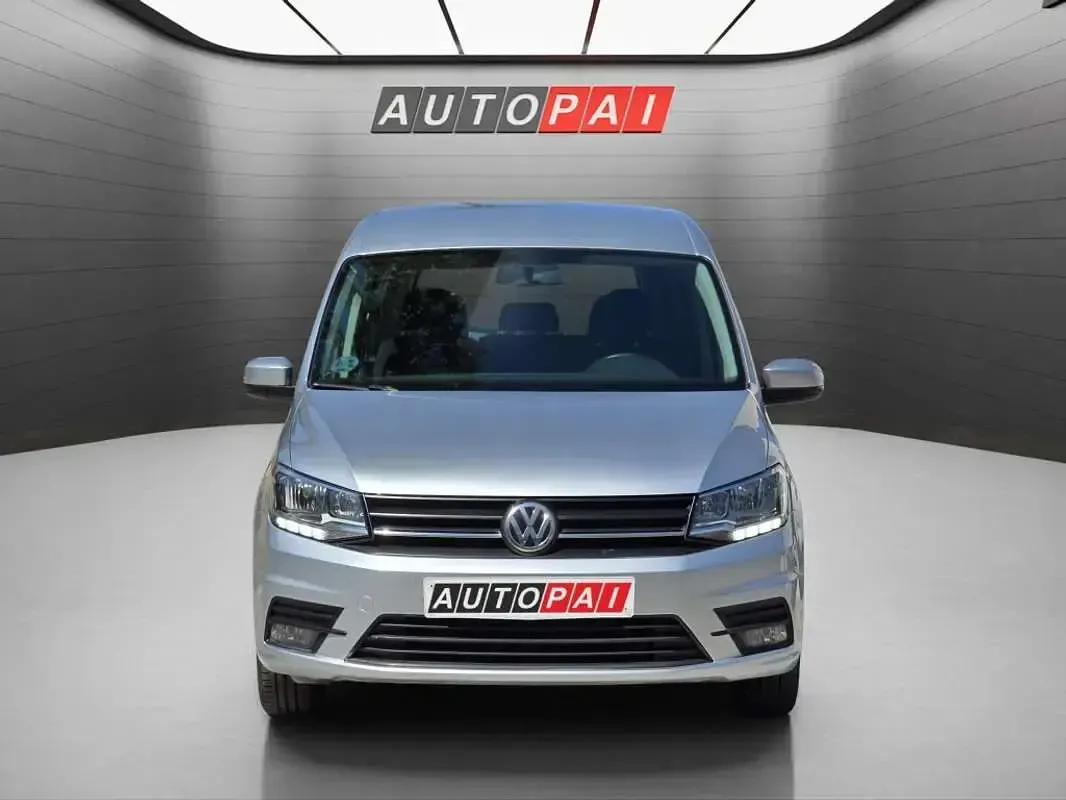 Usado VW Caddy 102 CV (75 kW) 2019 Plateado Monovolumen