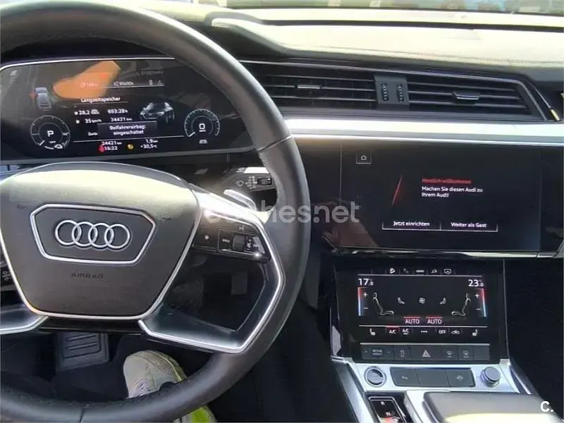 Usado Audi e-tron Sportback Advanced Plus 300 kW (408 CV) 2022 Eléctrico SUV