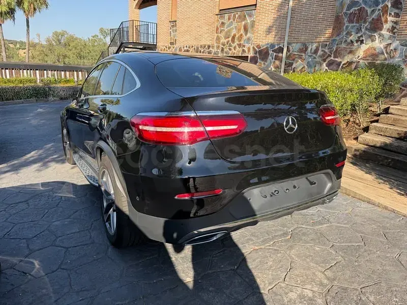 Usado Mercedes GLC220 194 CV (142 kW) 2019 Negro SUV