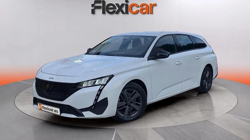 Usado Peugeot 308 SW Allure 131 CV (96 kW) 2022 Blanco Familiar