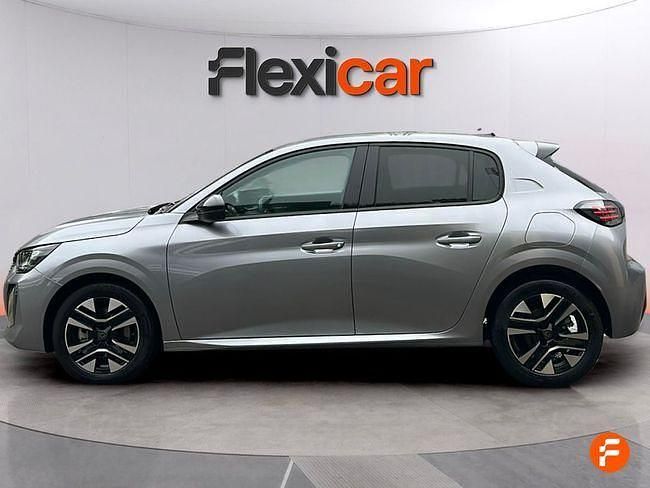 Usado Peugeot 208 Allure 100 CV (73 kW) 2025 Gris Utilitario