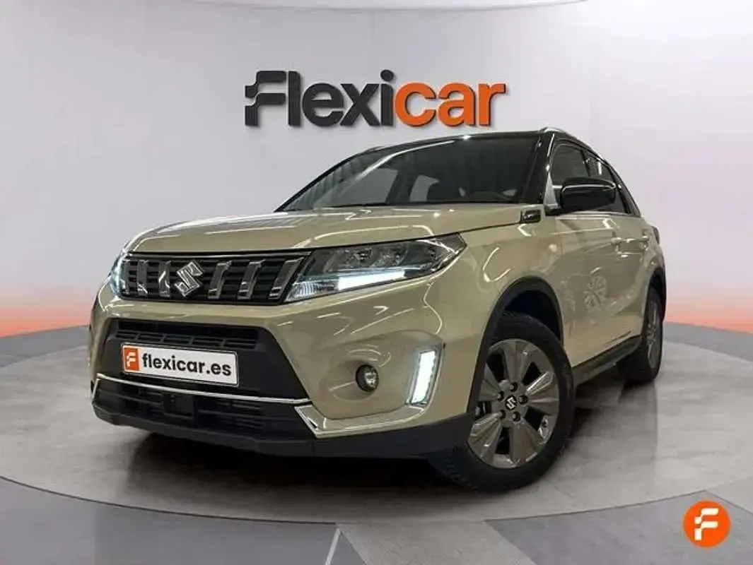 Usado Suzuki Vitara GLX 129 CV (94 kW) 2024 Beige SUV